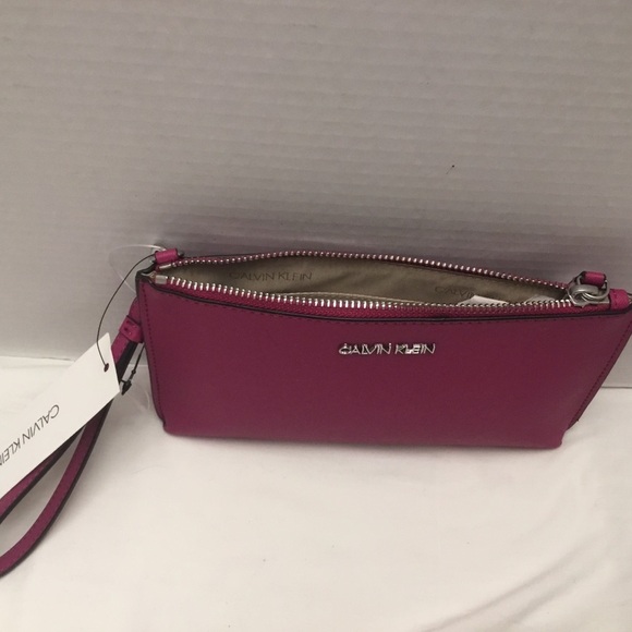 Calvin Klein purse - Picture 7 of 15